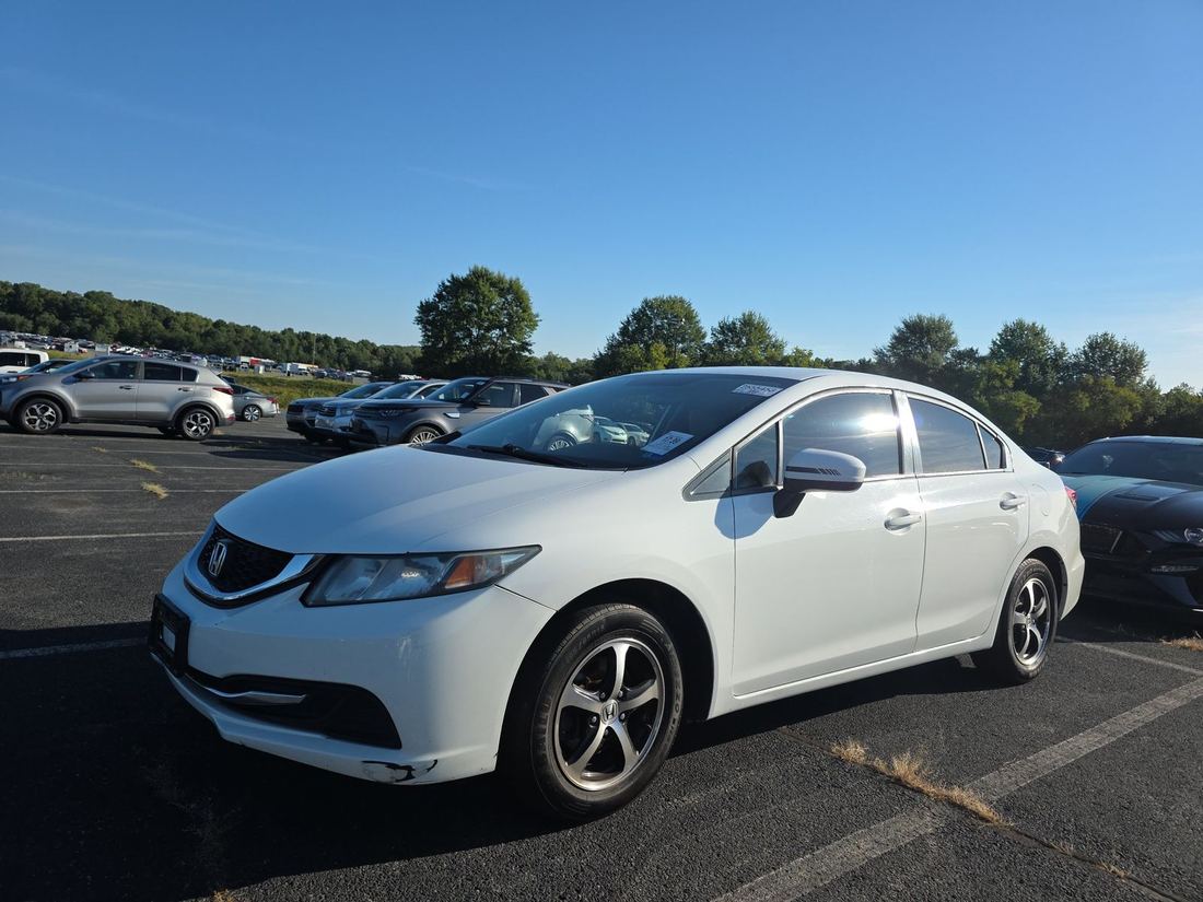 2015 HONDA SE